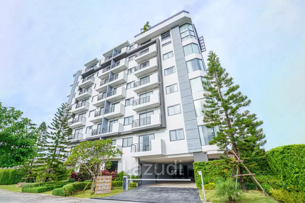 Contemporary 2-Bed Condo in Chalong, Phuket