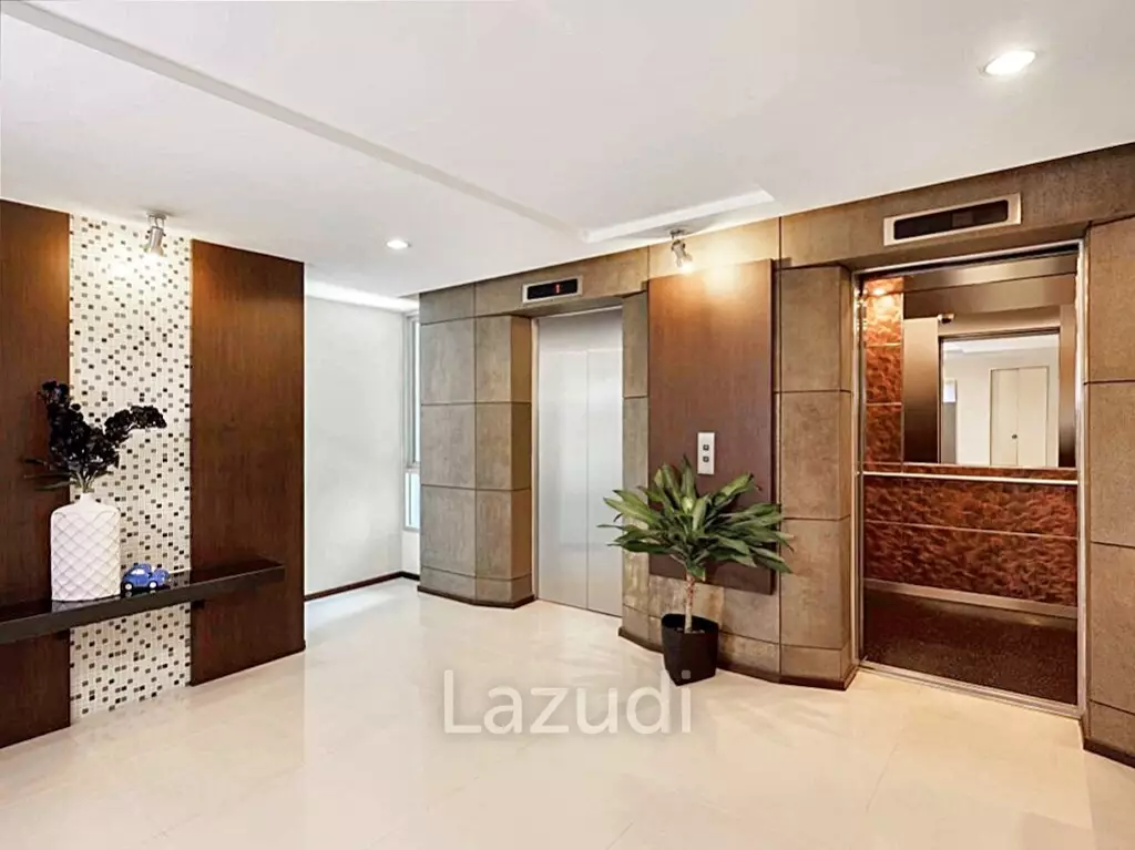 2 Bedroom 2 Bathroom 70 SQ.M Silom Loft