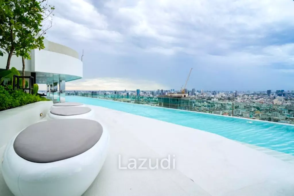 25 sqm Freehold Studio Condo with Balcony and City View