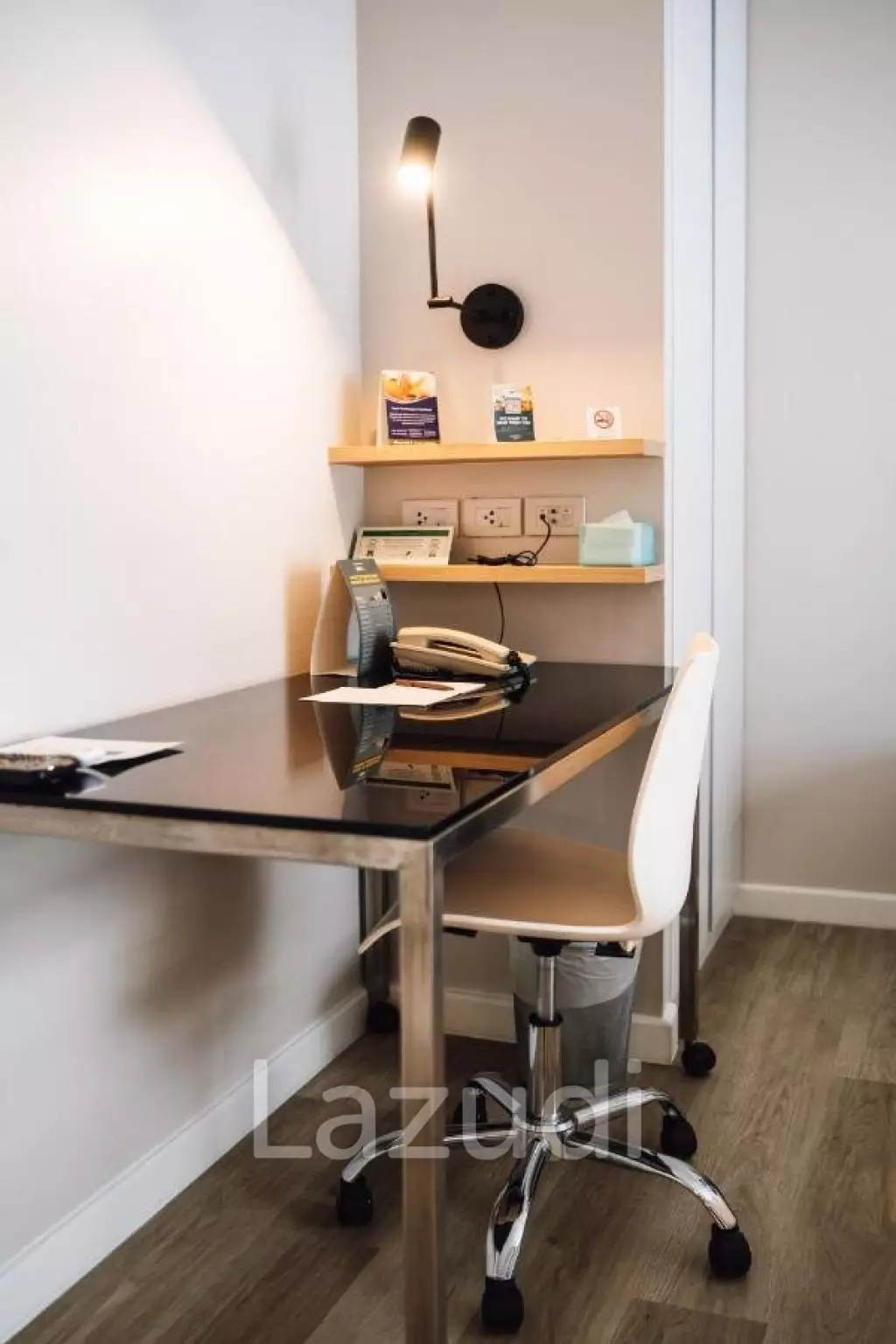 One Bed Deluxe 36 SQ.M Citadines Sukhumvit 16