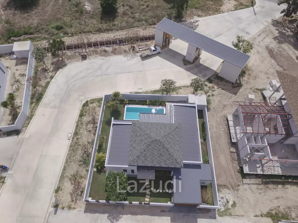 211.81 sqm modern pool villa in Hin Lek Fai Hua Hin