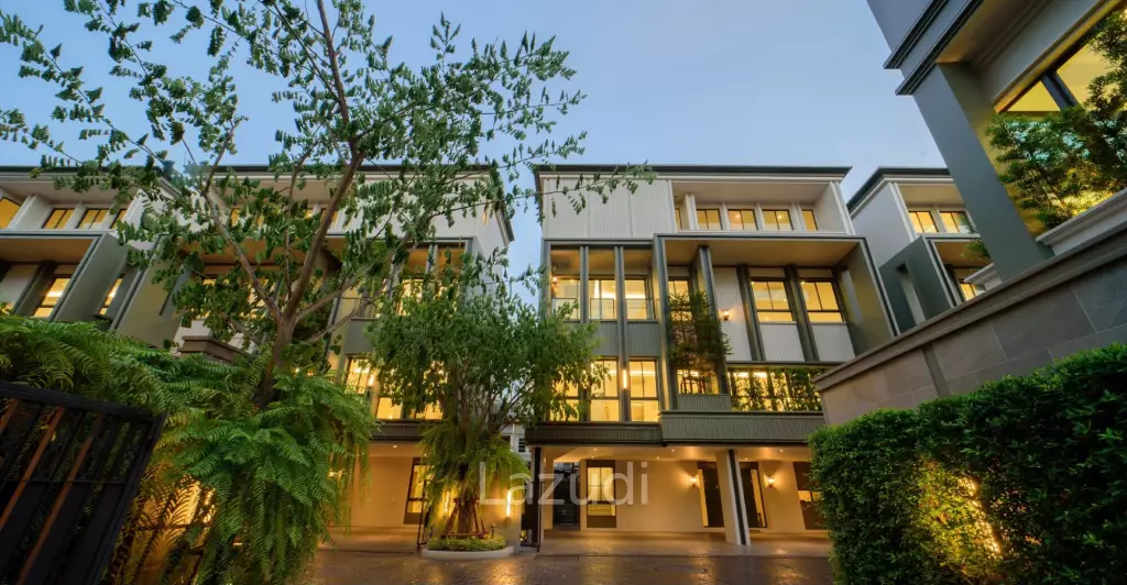 Luxury Lavista Prestige Villa in Ekkamai