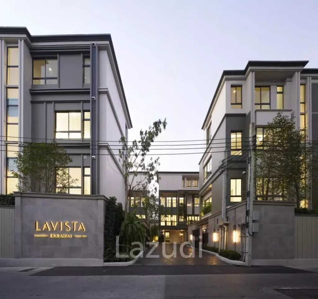 Luxury Lavista Prestige Villa in Ekkamai
