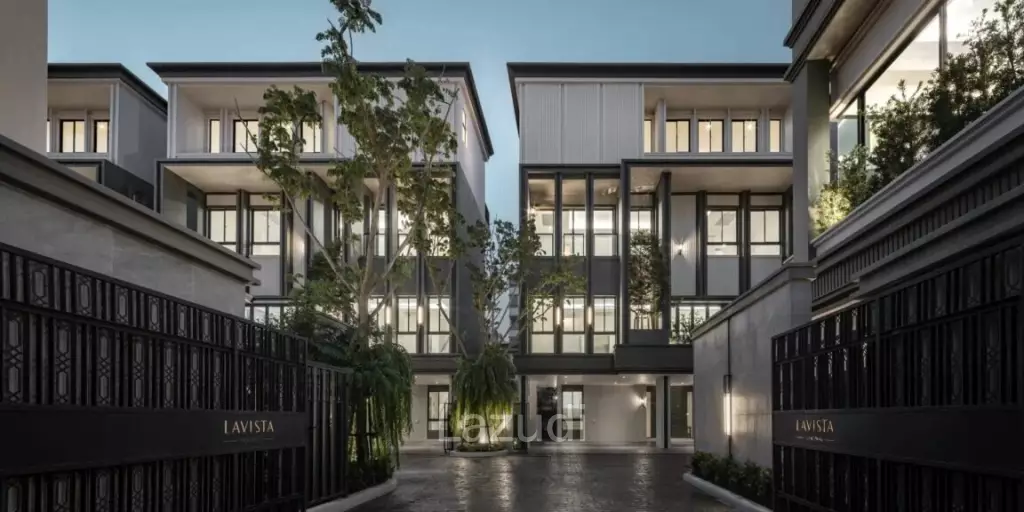 Luxury Lavista Prestige Villa in Ekkamai
