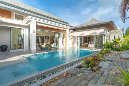 The Breeze Villas