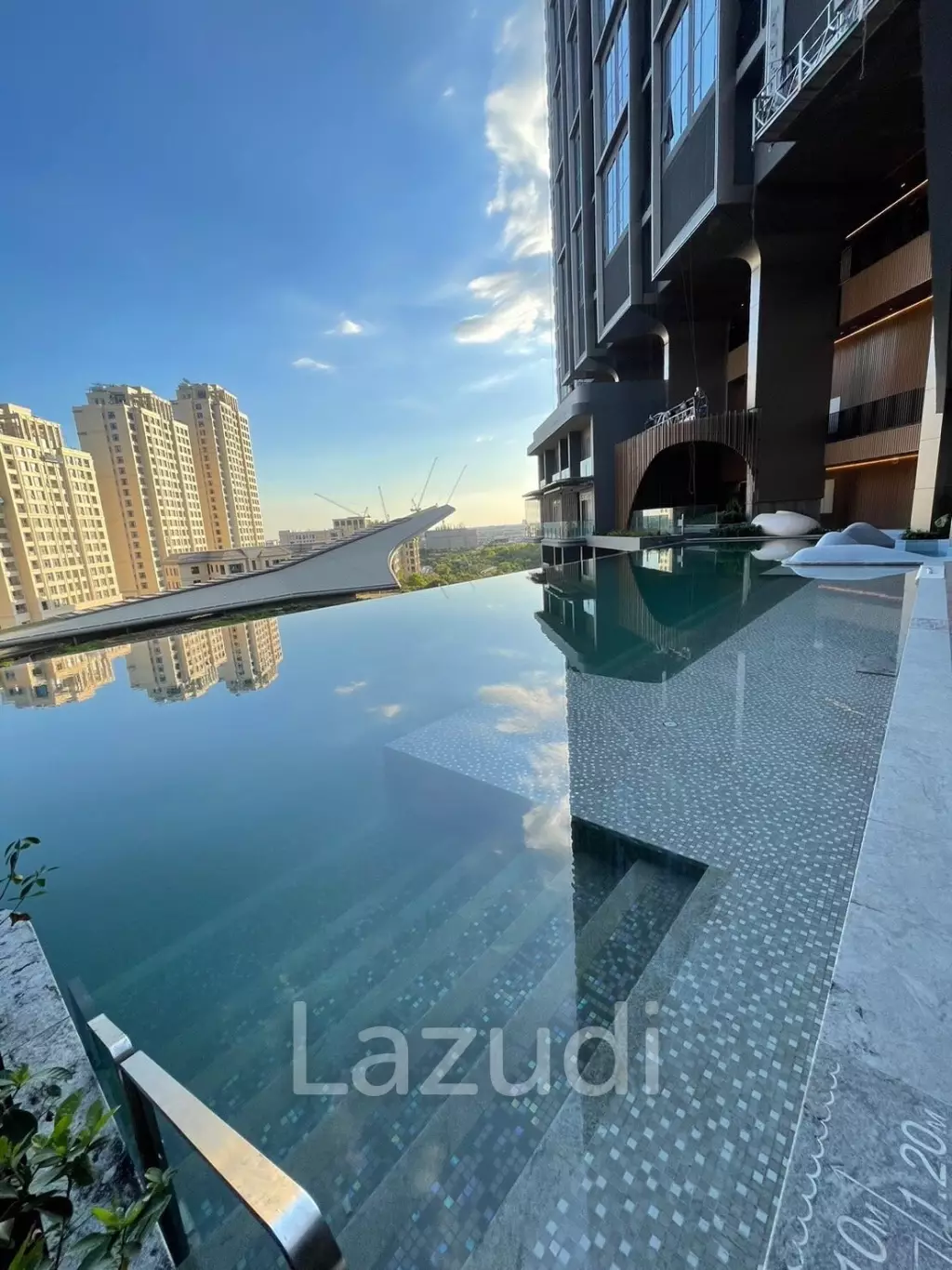 1 Bed Loft 1 Bath 47.13 SQ.M Whizdom The Forestias Destinia