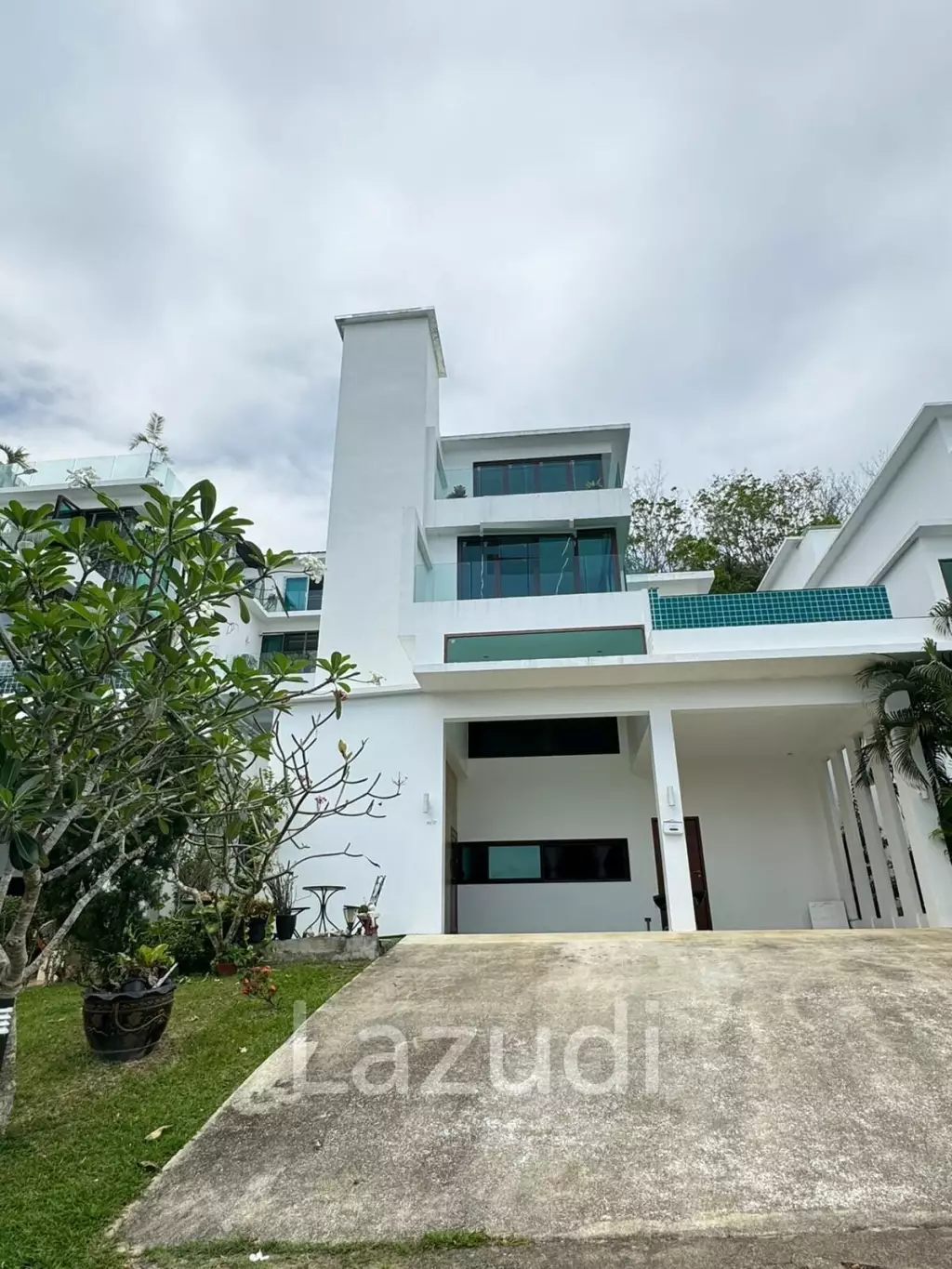 Beachfront 5 Bedroom Villa In Pa Klok