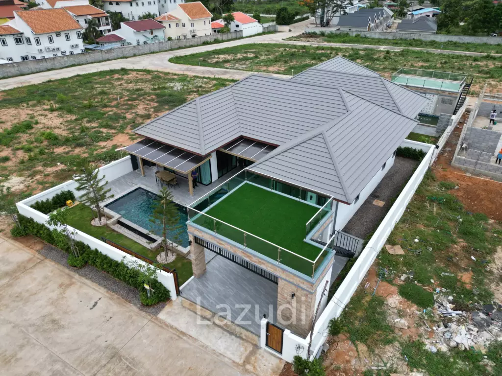 BONAIR: PET FRIENDLY 3 Bedroom Luxury Modern Pool Villa