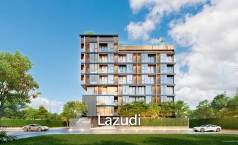 LLOYD Soonvijai-Thonglor