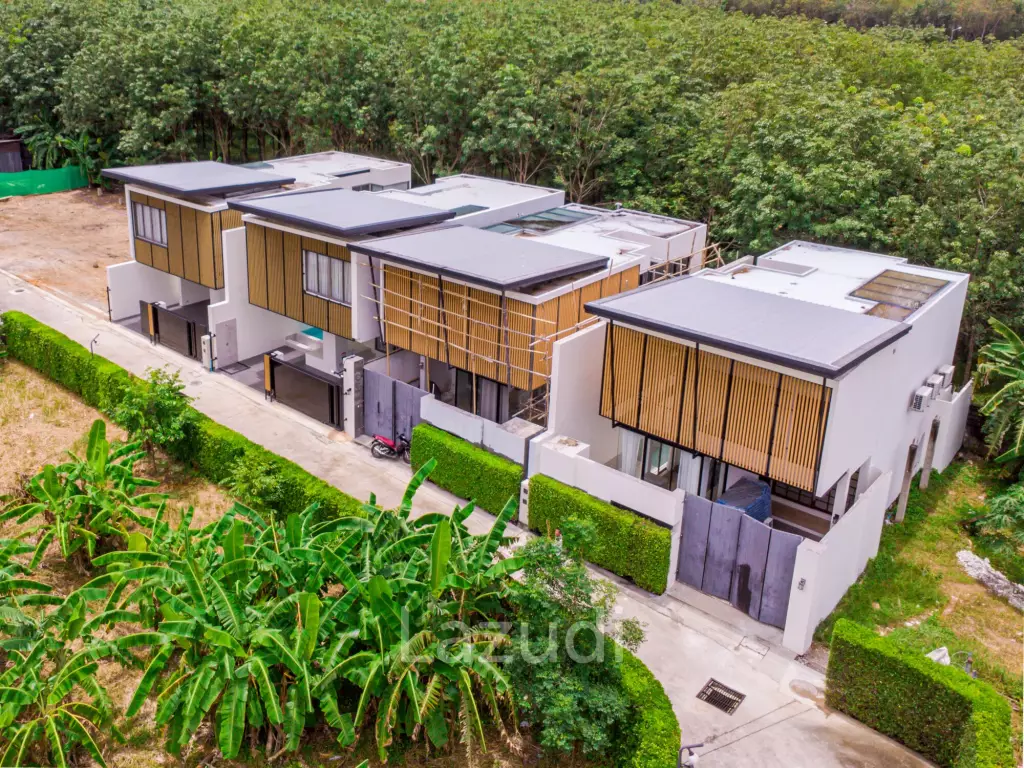 3 Bed 4 Bath 384.50 SQ.M Diamond Pool Villa