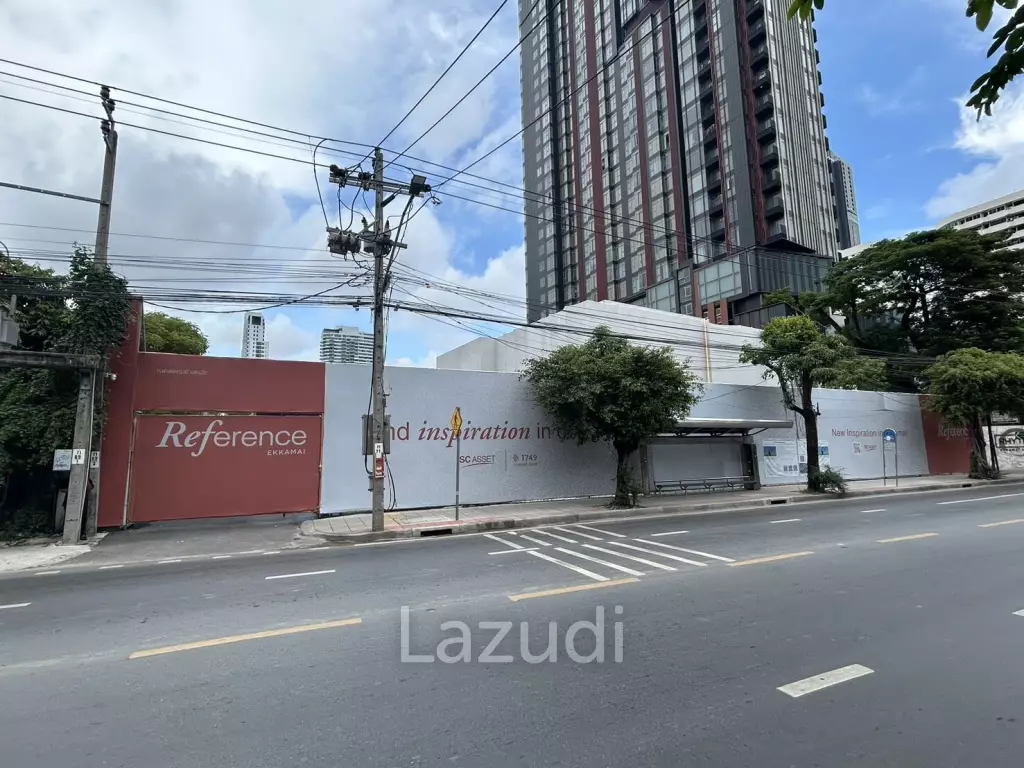 HOT DEAL ! 1 Bed 34.55 SQ.M Ekkamai BTS Station