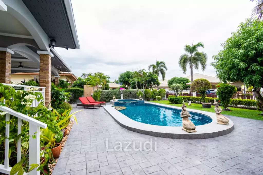 Luxury 3/4 bed pool villa close to Cha'am beach