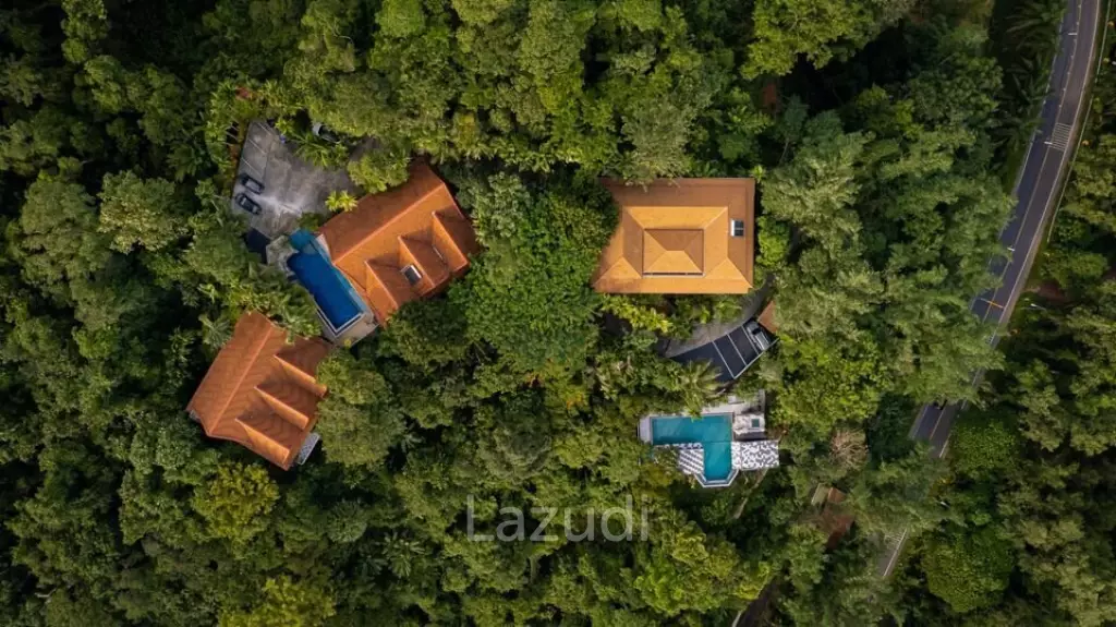 6-Bedroom Villa with Infinity Pool and Stunning Views for Rent on Kathu Hill