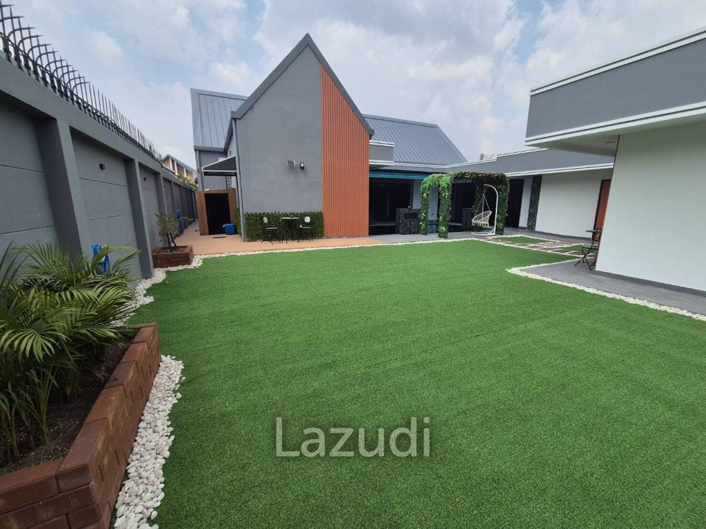 5 Bedrooms 4 Bathrooms 300 SQ.M. Baan Mae Pool Villa 1