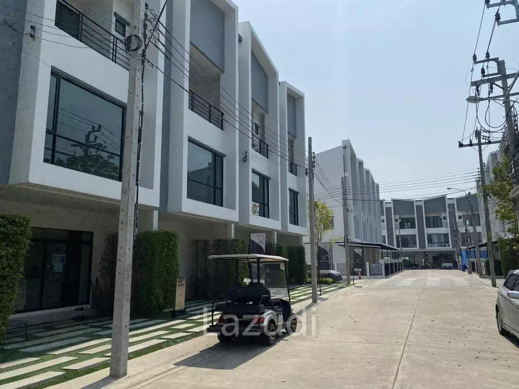 3 Bedroom 4 Bathroom 200 SQ.M Cordiz at Udomsuk