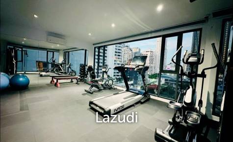 6th Avenue Sukhumvit 15