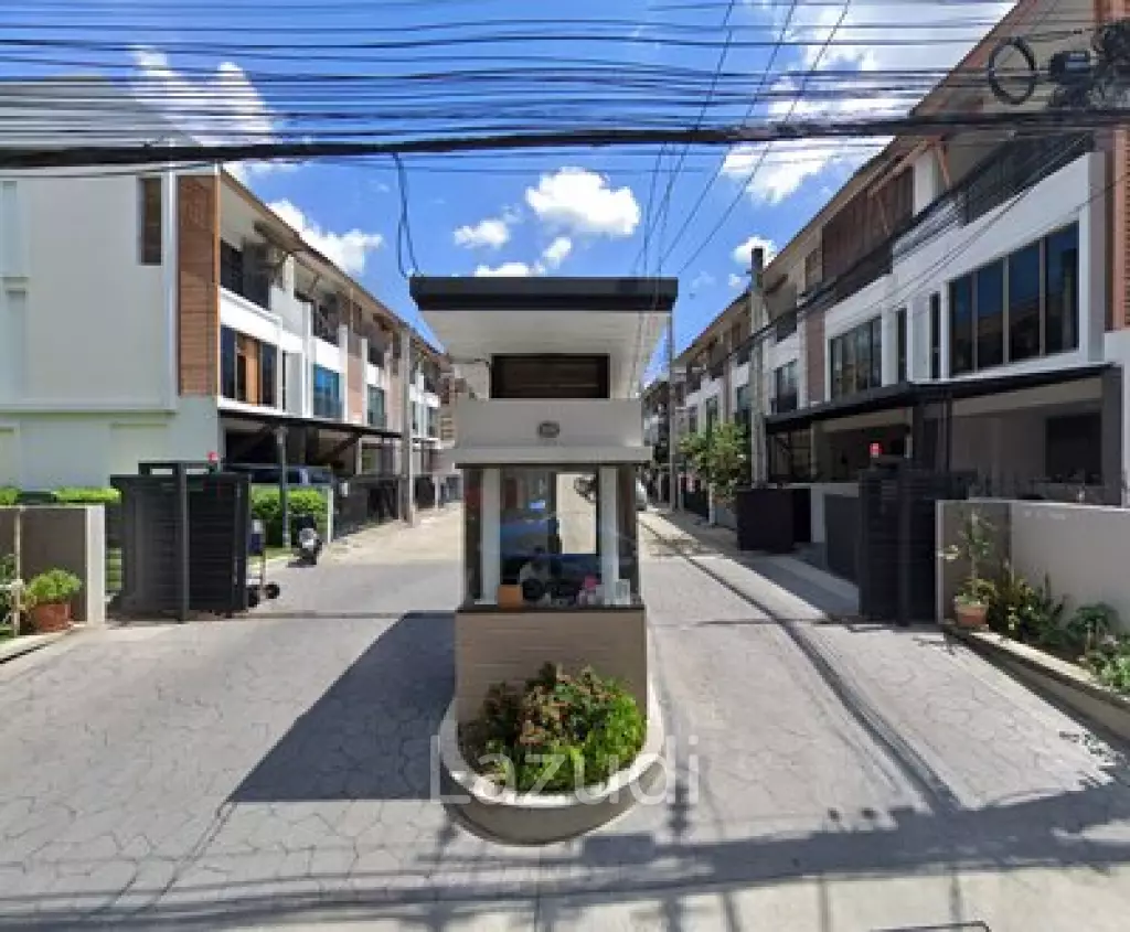 Luxury Home Office for rent in Sukhumvit 97