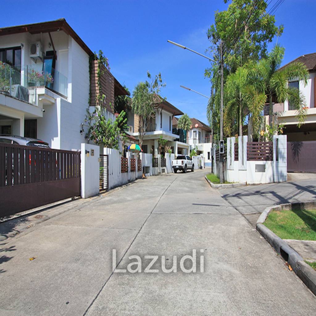 Modern 4-Bedroom Pool Villa In Kathu For Sale