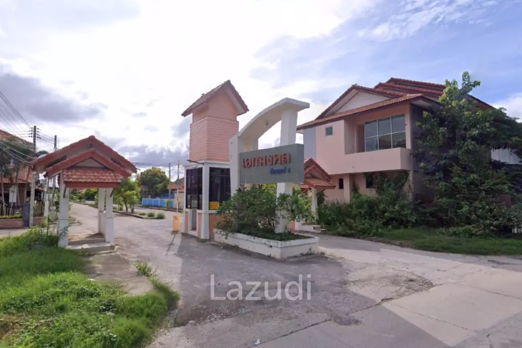 6 Beds 7 Baths 540 SQ.M. Eakmongkol Village 2