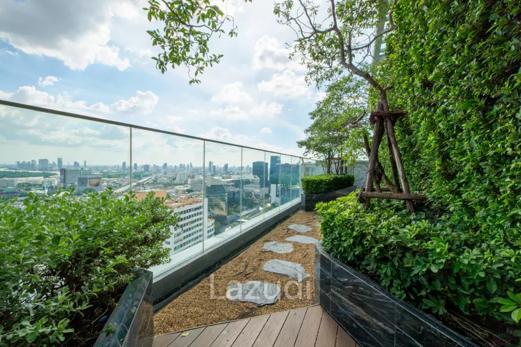 3 Bed 128 SQ.M Wyndham Bangkok Queen Convention Center