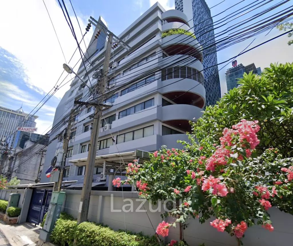 4 Bedroom 3 Bathroom 374 SQ.M Ploenchit Terrace