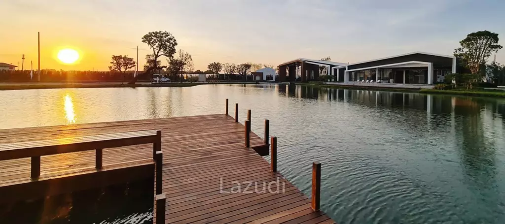 109 sqm 2-Storey Townhouse in Anasiri Bangna, Bang Sao Thong