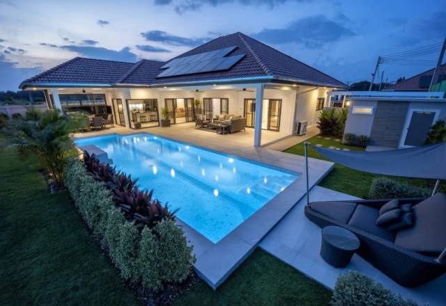 Mali Lotus Executive by Orchid Palm Homes
