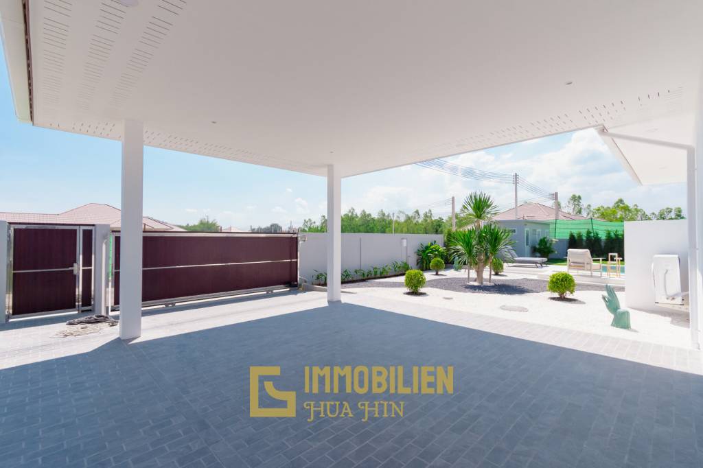 Mali Lotus Executive von Orchid Palm Homes