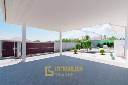 Mali Lotus Executive von Orchid Palm Homes