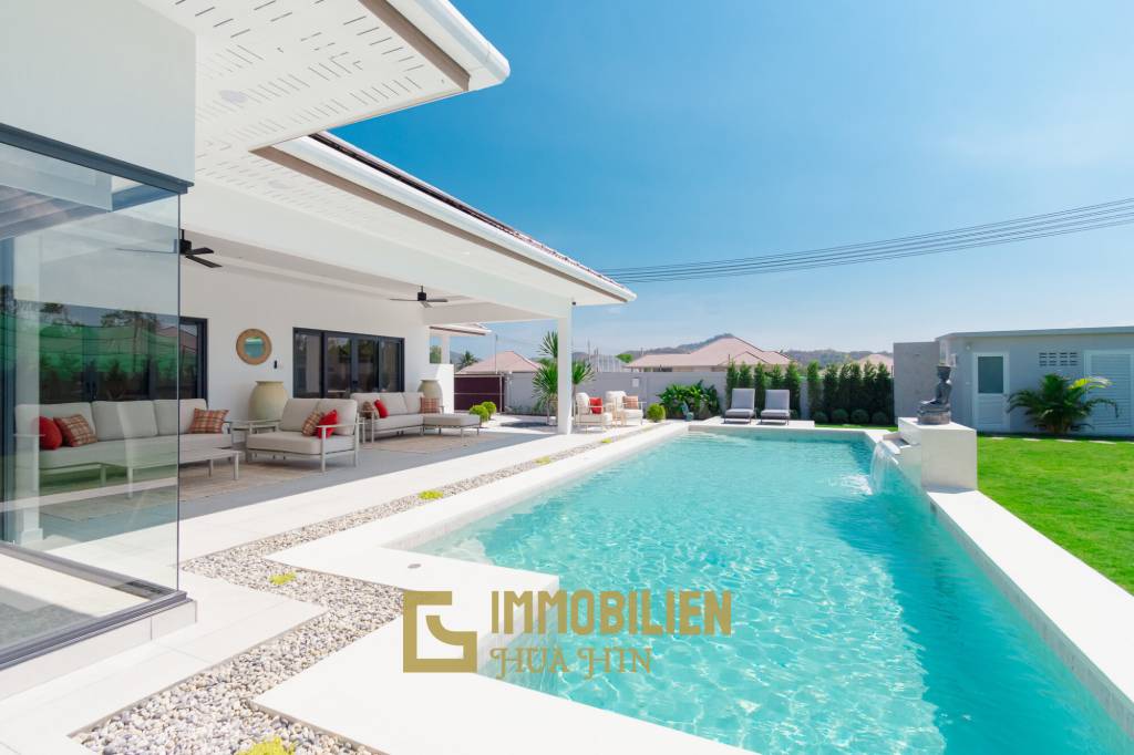 Mali Lotus Executive von Orchid Palm Homes