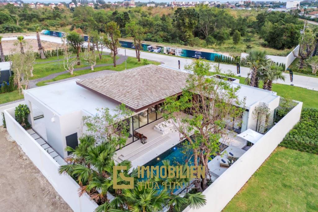 Botanica Luxury Hua Hin