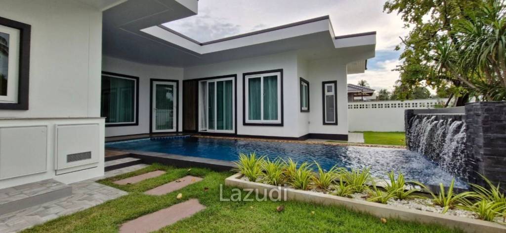 Pina by Sabai Home