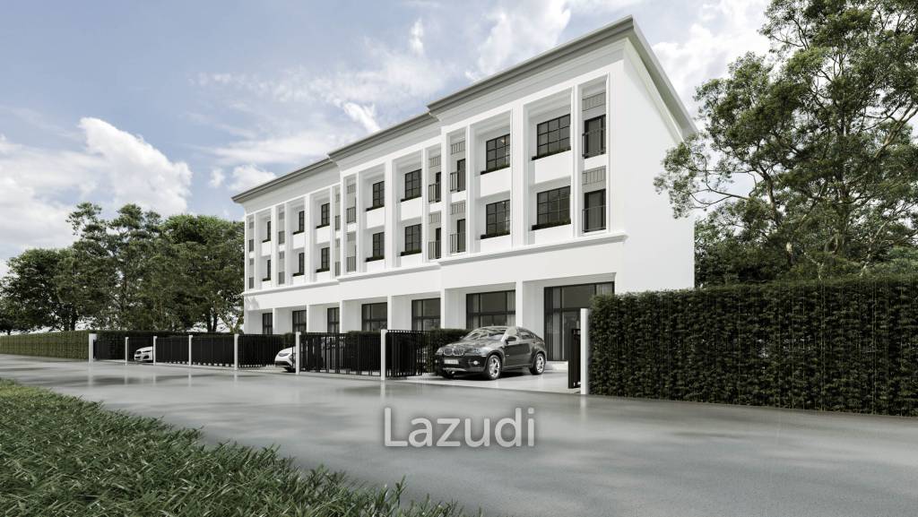 Luxurious 3.5-Storey Townhouse Bangkok for Sale