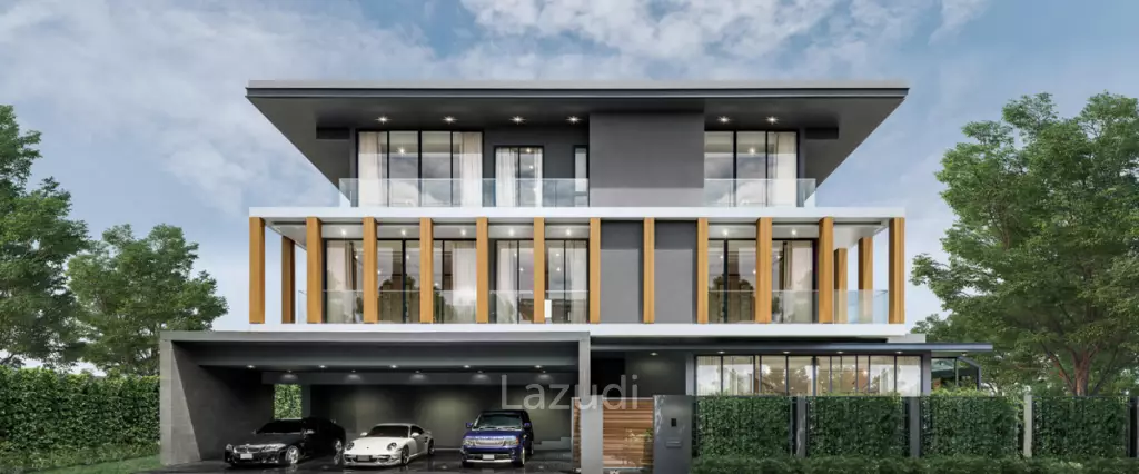 Luxurious Bang Kaeo 4-Bedroom Detached Home