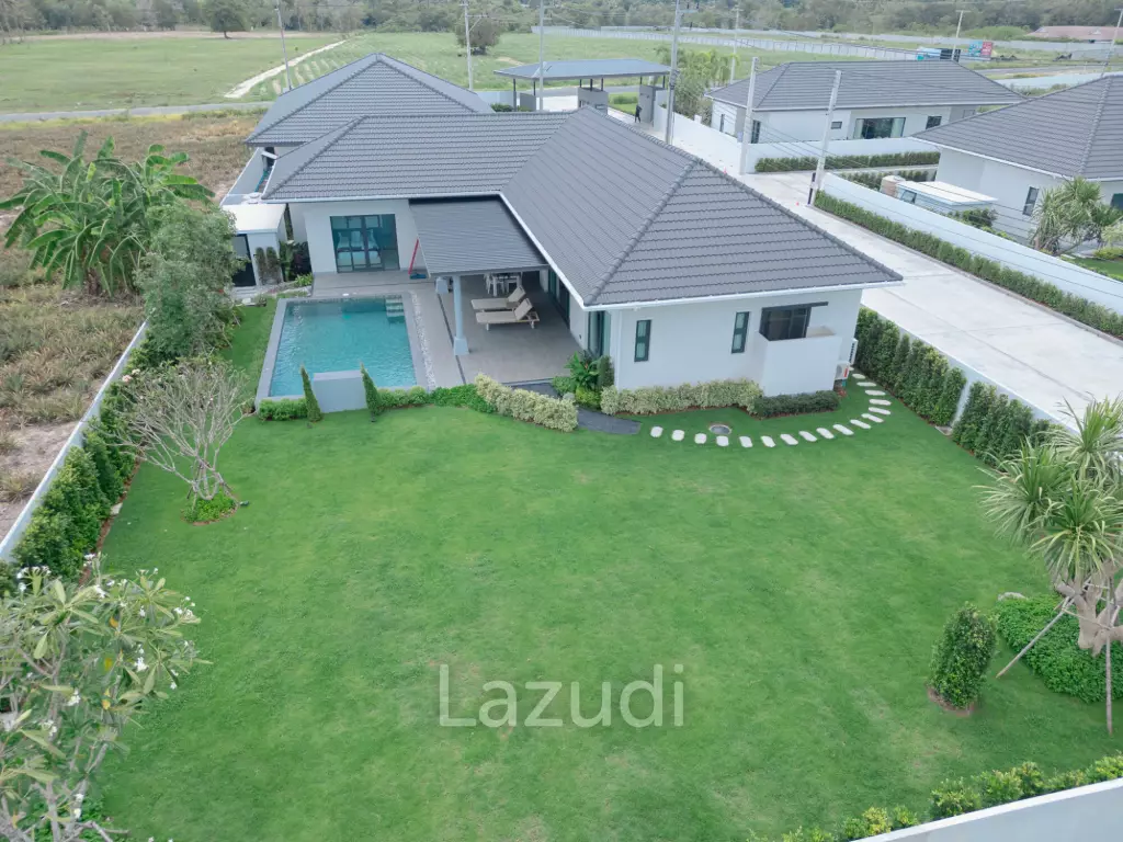Luxury Villa in Hua Hin with Modern Design