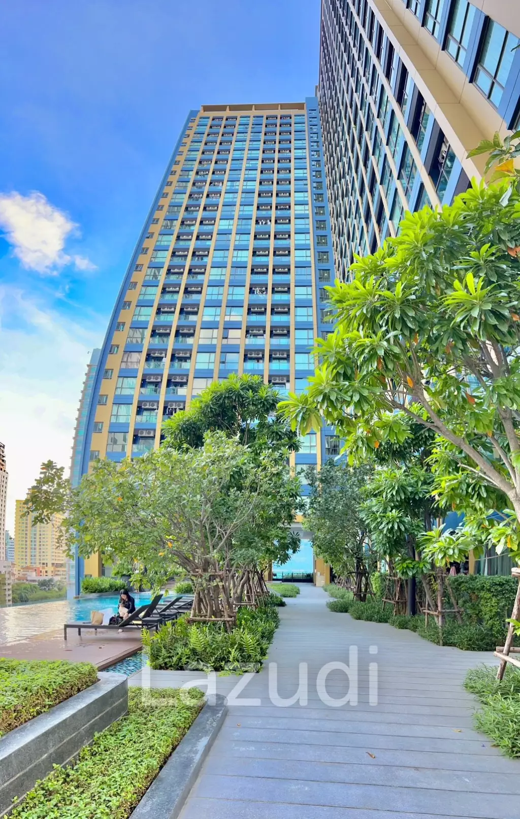 1 Bedroom 1 Bathroom 27 SQ.M. Condo For Sasle