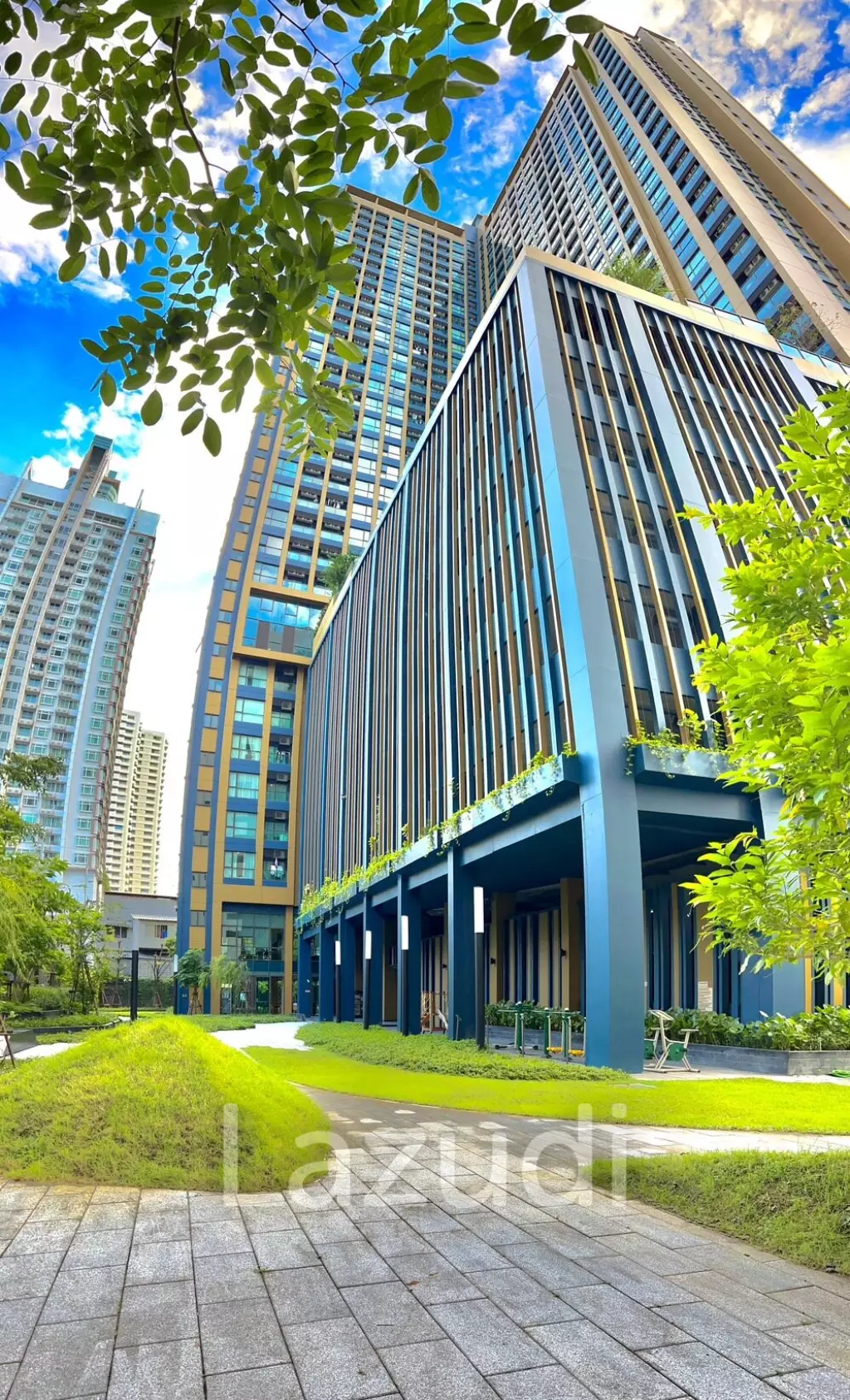 1 Bedroom 1 Bathroom 27 SQ.M. Condo For Sasle