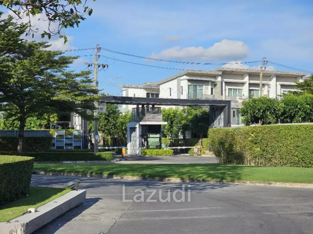 3 Bed 3 Bath 162 SQ.M At Town Avenue Rama9