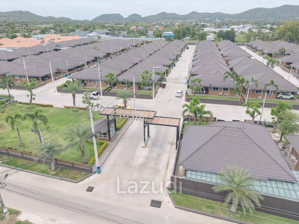 125 sqm pool villa in Pran Buri Baan Rak Phase 4