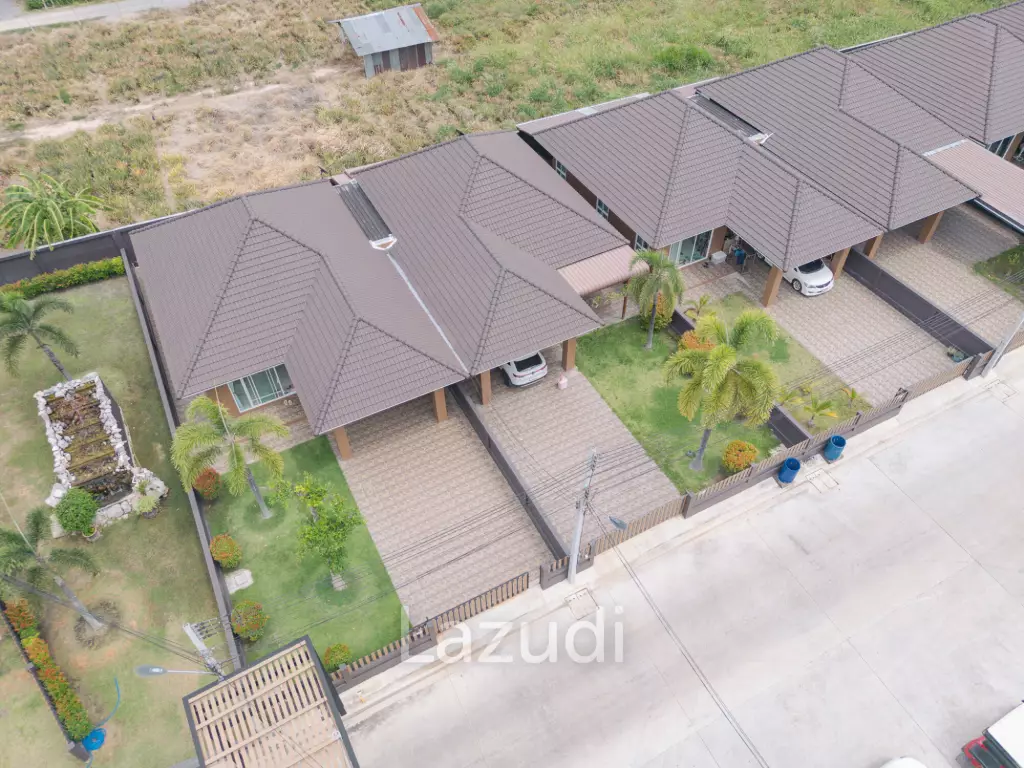 125 sqm pool villa in Pran Buri Baan Rak Phase 4