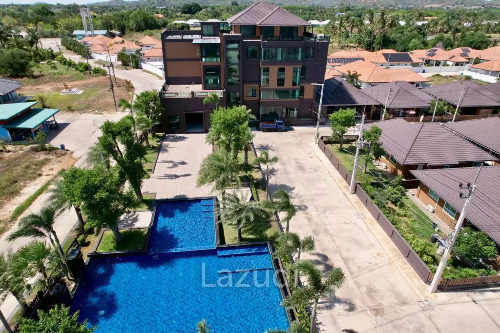 125 sqm pool villa in Pran Buri Baan Rak Phase 4