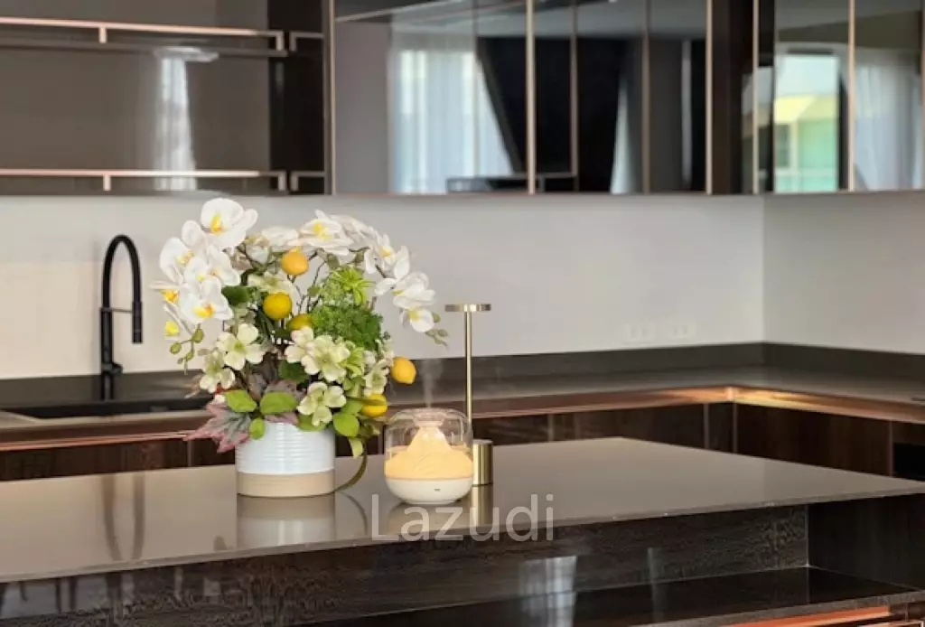 8 Bedroom 11 Bathroom 1200 Sq.m YENSABAIDEE RESIDENCE