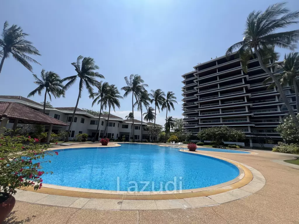 Super Exclusive: Spacious 4-Bedroom Beachfront Condo - 432 sqm