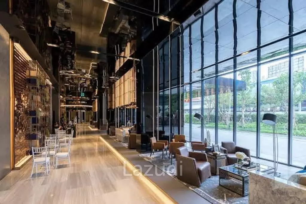 31 sqm high-floor condo at Ashton Chula-Silom in Si Phraya Bang Rak