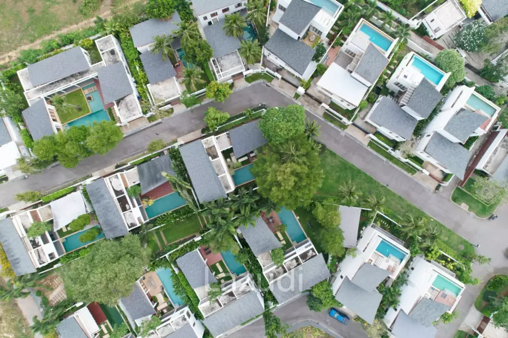 3 Bed 4 Bath 278 SQ.M Pranaluxe Pool Villas Phase 2