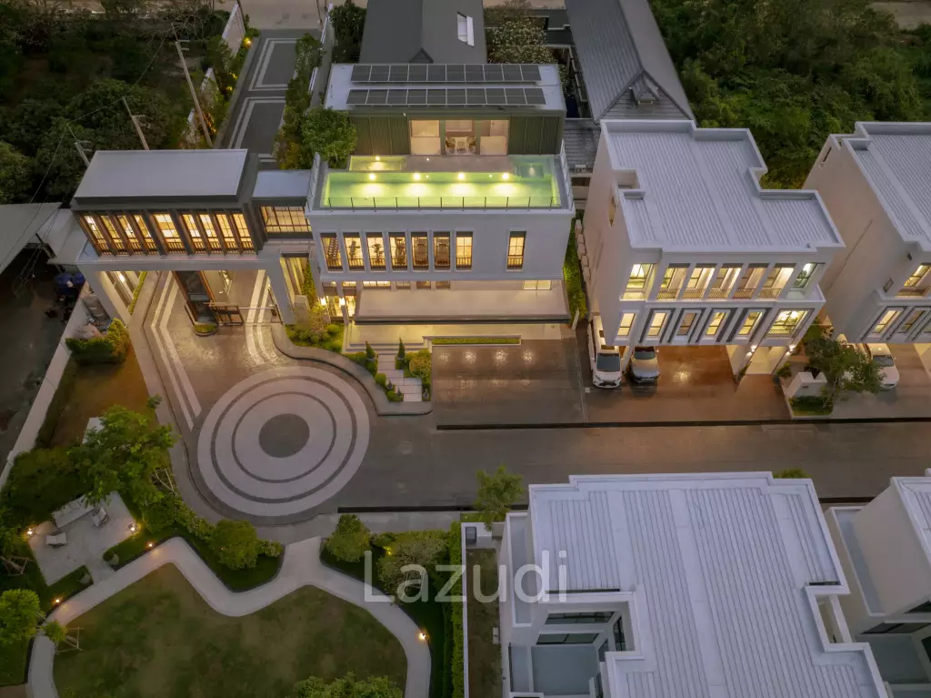 Luxury House Srinakarin MRT Suan Luang 3 Storeys