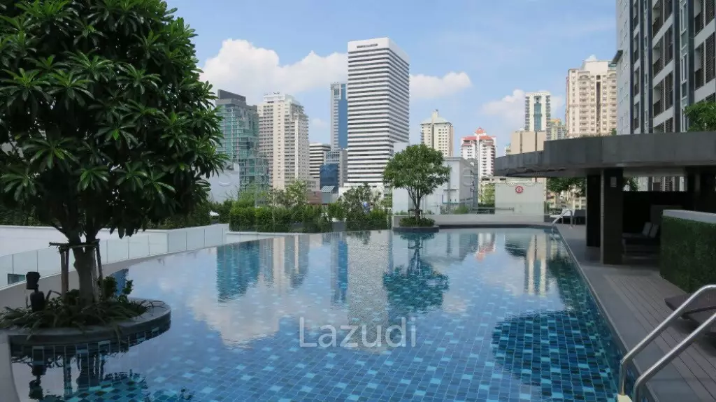 59 sqm high floor 1 Bed condo 15 Sukhumvit Residences