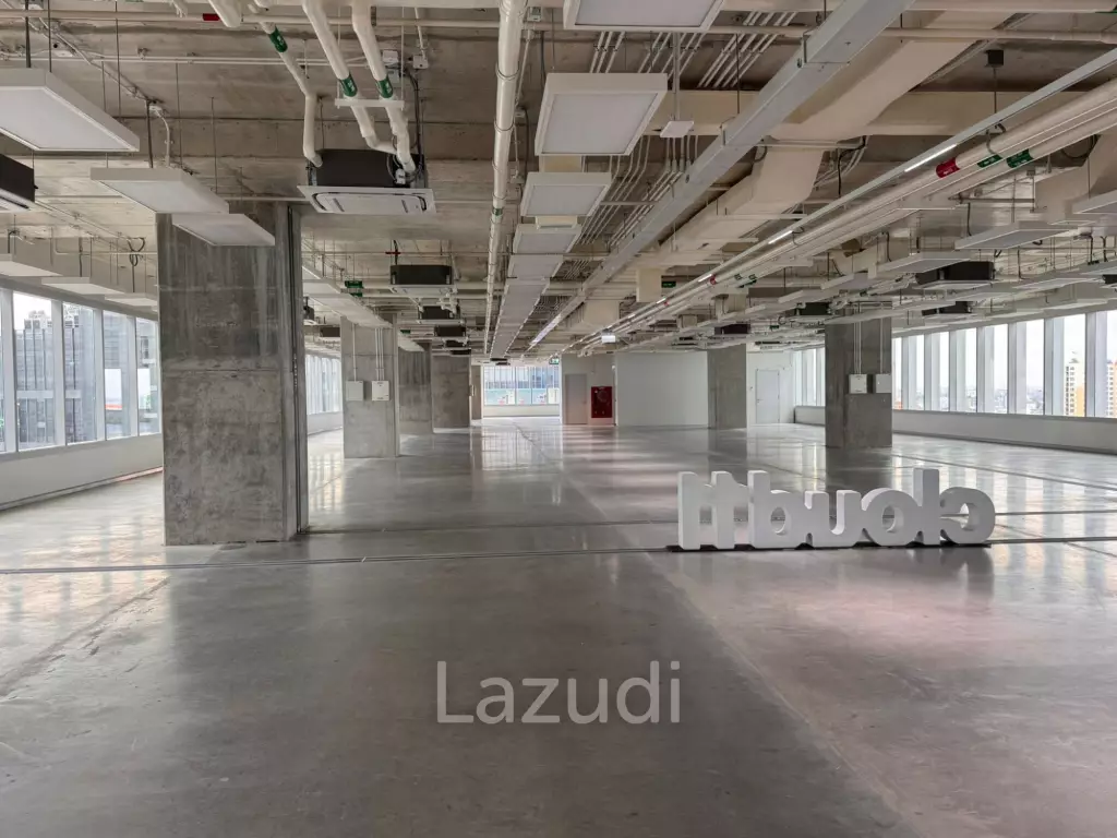 Modern Unfurnished Office Space in Phra Khanong Bangkok