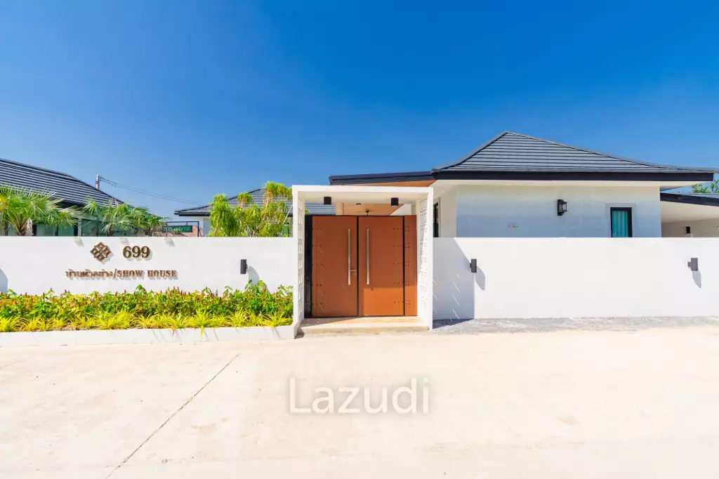 Modern 200 sqm pool villa in Hin Lek Fai Hua Hin
