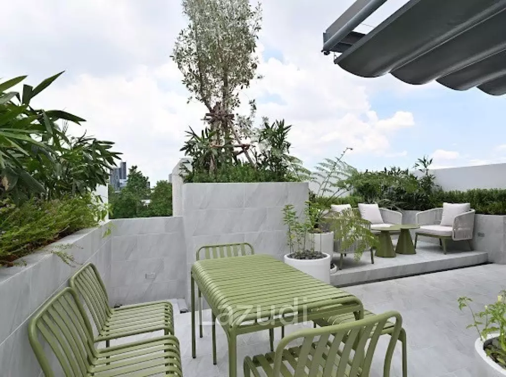 3 Bed 4 Bath Townhouse For Sale in CANVAS Rama 9